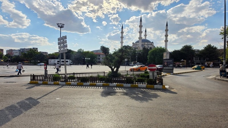Nur Camii
