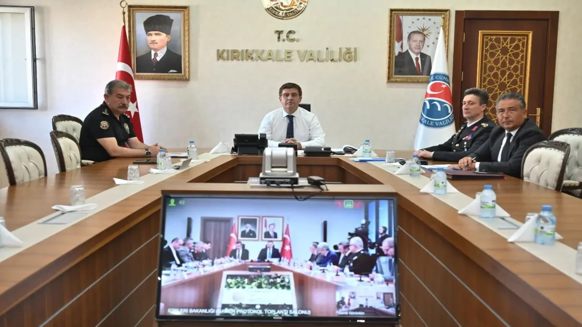 Kırıkkale Valisi Sarıibrahim “Okul Güvenliği” Toplantısına Katıldı